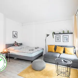  Apartment Spacious With 2 Bedrooms