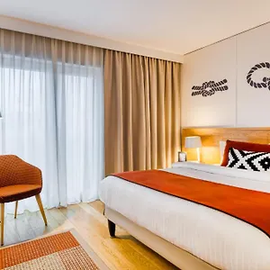 4* מלון דירות Citadines Michel